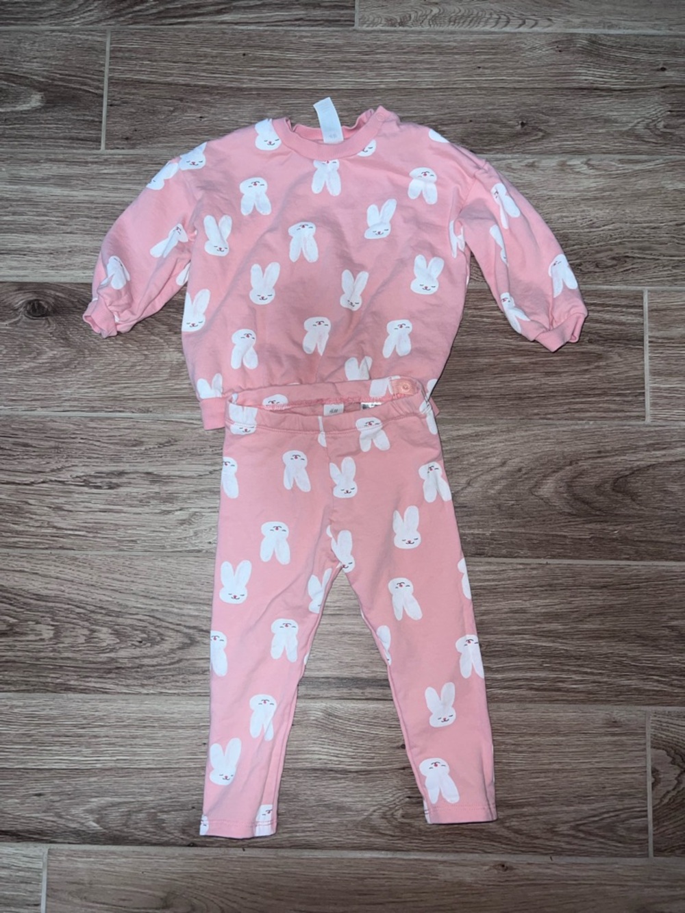 H&M Toddler Girls Easter Bunny Sweatsuit